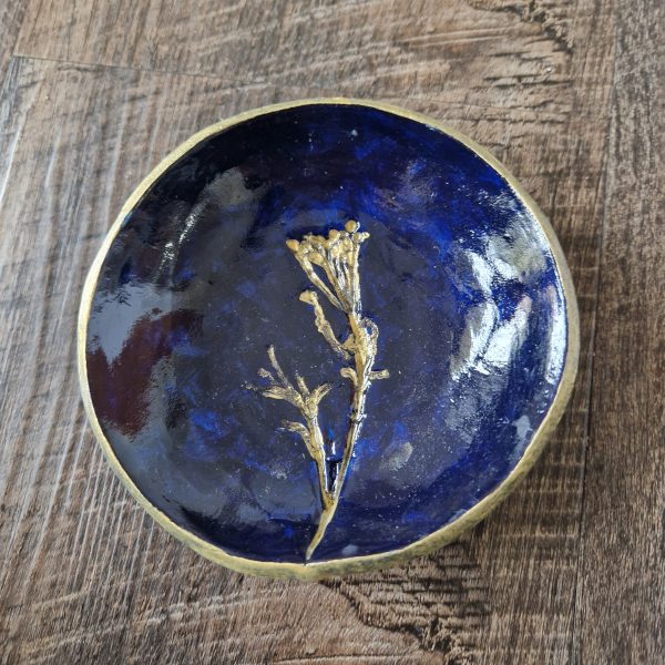 Handmade clay trinket dishes with gold trim (Large)