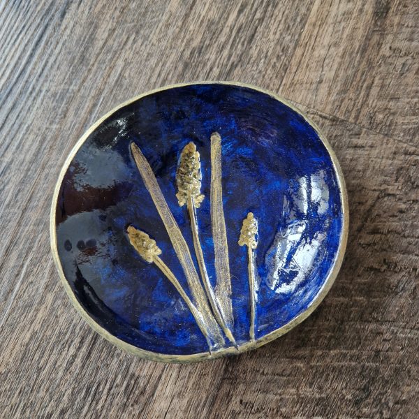 Handmade clay trinket dishes with gold trim (Large) - Image 5